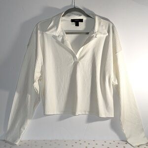 Forever 21 V neck Top blouse New